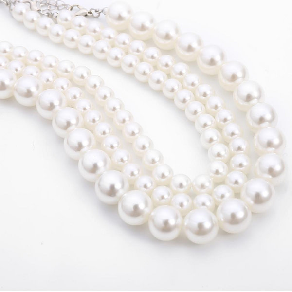 Collier multi-couches à perles blanches 5